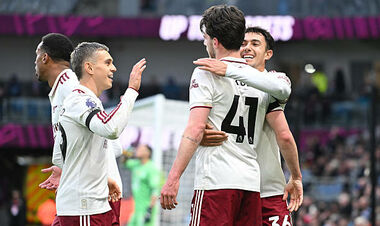 Арсенал мчится за чемпионством АПЛ. Ноттингем без Зинченко остановил МЮ