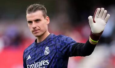 Рома нацелилась на украинца. Вратарь сборной может приехать к Довбику