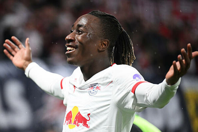 У Баварии новый главный преследователь, важная победа Боруссии М