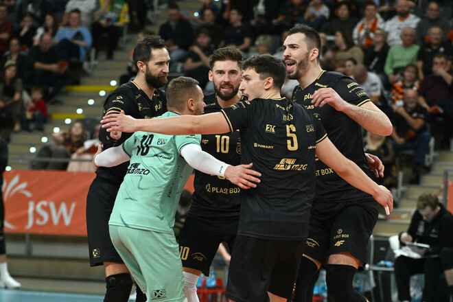 Семенюк с Проектом одержали сухую победу и возглавили таблицу ПлюсЛиги