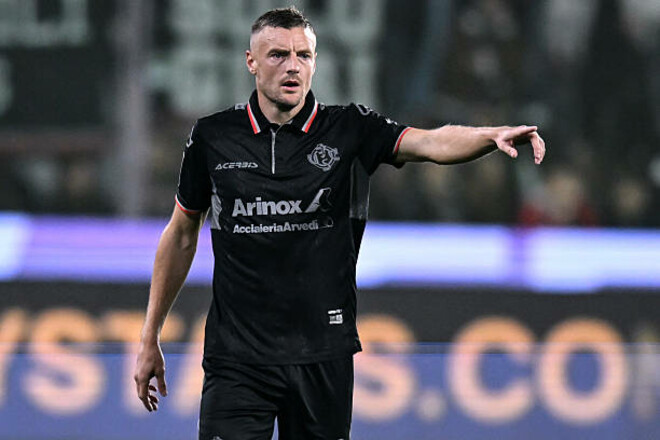 VIDEO. Vardy scored the second goal in Serie A at the age of 38. Juventus suffered