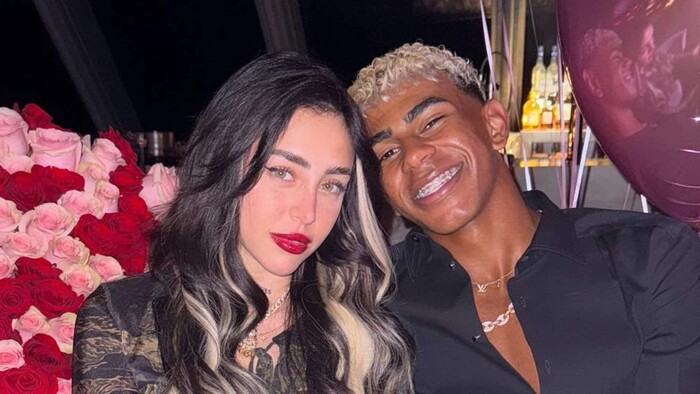 Снова холостяк. Ямаль разошёлся с 25-летней репершей