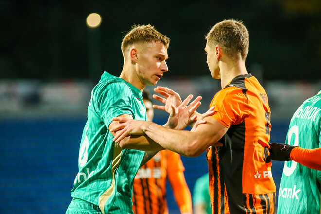 Динамо никогда не побеждало Шахтер в украинском классическом Арене Львов