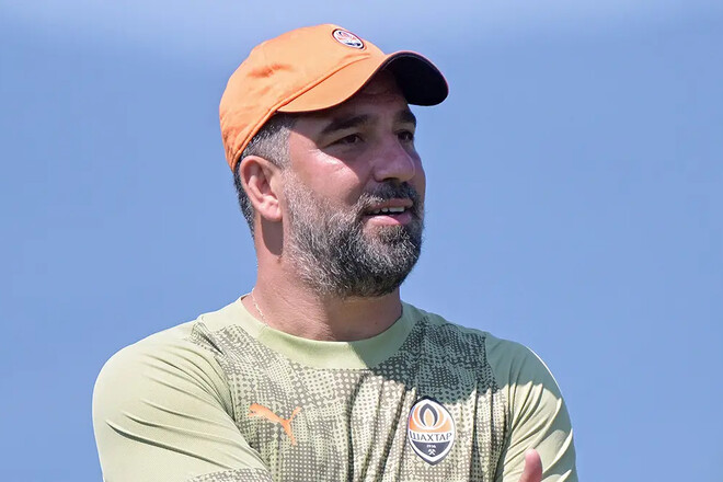 Арда Туран сообщил, что Шахтер недавно пережили тяжелые дни