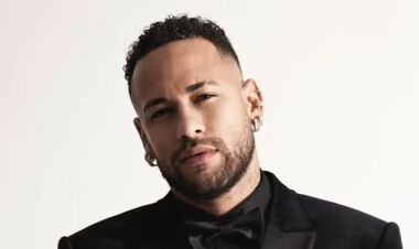 Назревает скандал. Неймара обвинили в алкоголизме. Футболист идет в суд