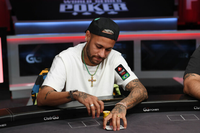 Неймар упустил победу в финале чемпионата мира по покеру