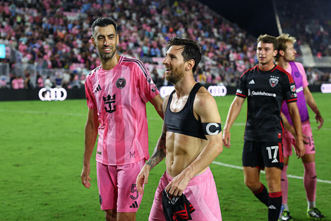 Мессі зворушливо відреагував на рішення Бускетса завершити кар'єру