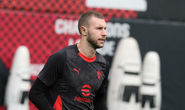 ВІДЕО. Сольний прохід Леау: Мілан перед перервою шокував Рому