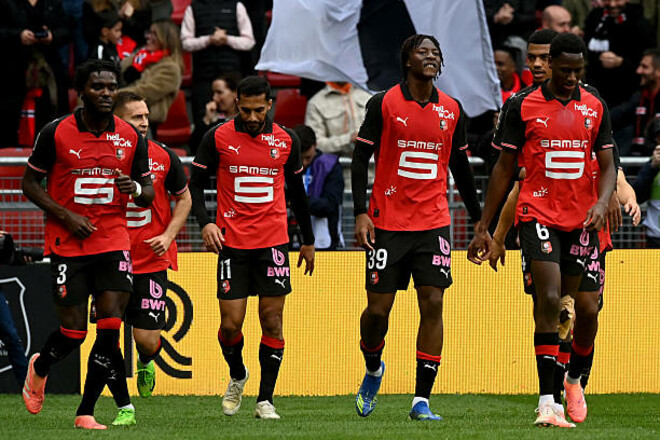 Чемпионат Франции: Лион потерял очки, разгромы от Ренна и Ланса