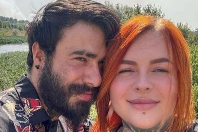 Склоним головы. Фанат Динамо и воин 3-й ОШБр погиб вместе с любимой