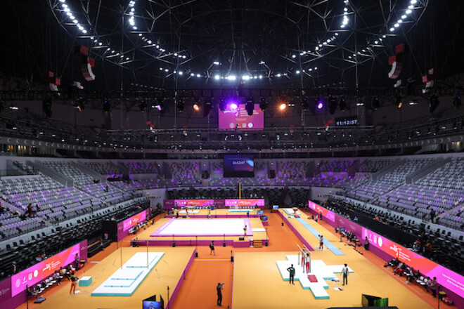 МОК призывает не проводить соревнования в Индонезии. Что случилось?