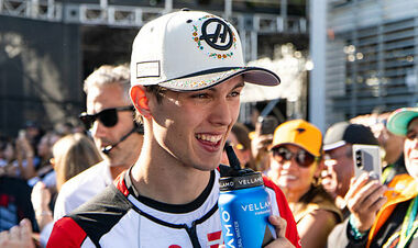 «Феррари нужно дать ему шанс». Молодой пилот может заменить Хэмилтона