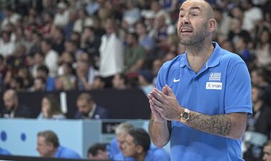 Призери Євробаскету продовжили контракт із головним тренером