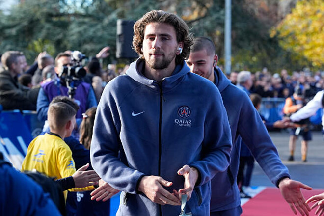 ПСЖ опубликовал заявку на матч ЛЧ. Забарный не сыграет против Баварии