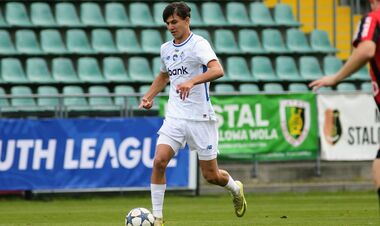 ЛЮСИН: «Динамовцы за два дня уже привыкли к искусственному полю»