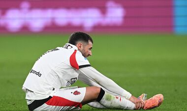 Очередная потеря для Милана. Нападающий команды выбыл на несколько недель