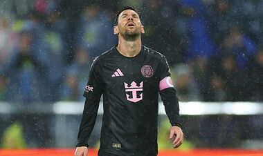 Неожиданный претендент. Месси сенсационно может вернуться в Европу зимой