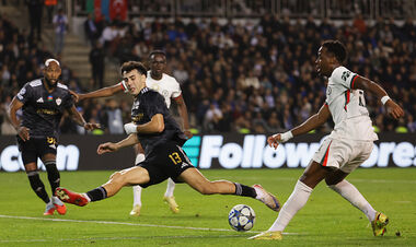 Ефект поля. Карабах та Челсі в Баку видали матч Ліги чемпіонів на 4 голи