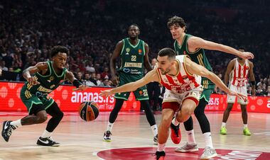 ВИДЕО. Црвена Звезда разгромила в домашнем матче Панатинаикос