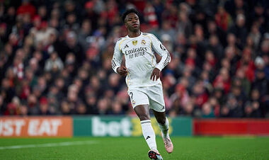 Англійський гранд готує трансфер Вінісіуса. Зв'язалися з бразильцем