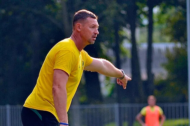 Колишній футболіст збірної після проблем з ТЦК залишив Україну