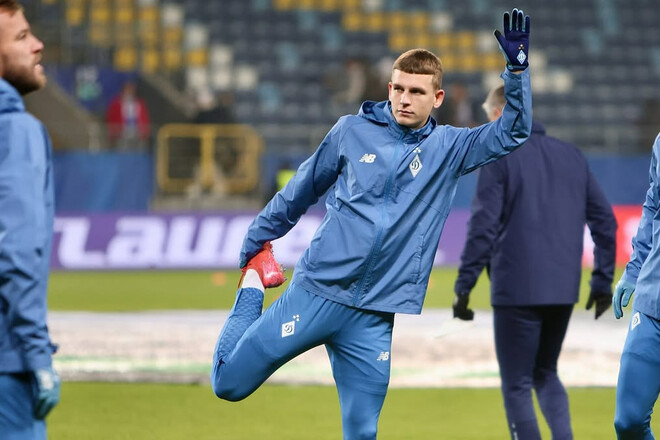 ФОТО. Як гравці Динамо провели розминку перед матчем проти Зрінськи