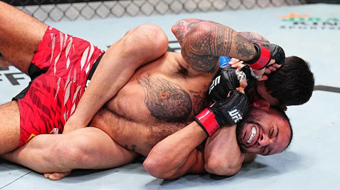 Гучний скандал в UFC. Боєць був звільнений після підозрілої поразки