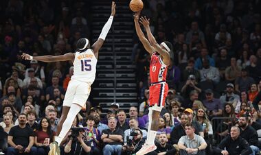 ВИДЕО. Финикс уверенно обыграл Клипперс