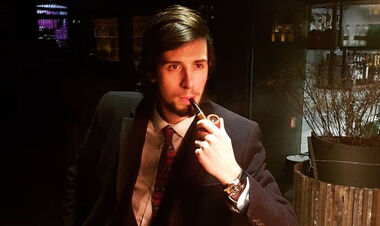 Склоним головы. Хоккейный вратарь погиб, пытаясь спасти раненого