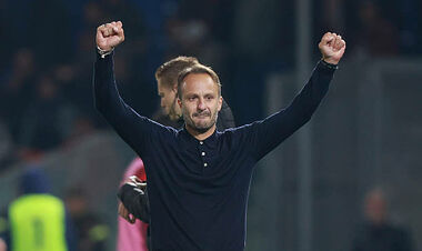 Джилардіно святкує першу перемогу в матчі Серії A зі своїм клубом