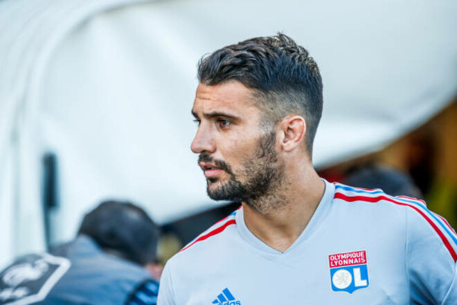 ОФІЦІЙНО. Дюбуа оголосив про завершення кар'єри: «Ніколи не забуду»