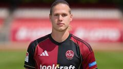 Ребров довызвал двух игроков, ассист Степанова, камбек хоккейной сборной