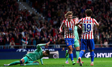Дубль Гризманна и автогол. Атлетико не без проблем обыграл Леванте