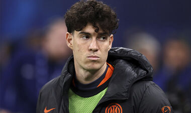 PHOTO. The star football player was robbed. Million dollar losses