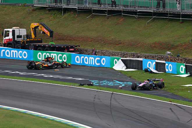 ВІДЕО. Аварія Макларен та червоний прапор. Хаос у спринті Гран-прі Бразилії