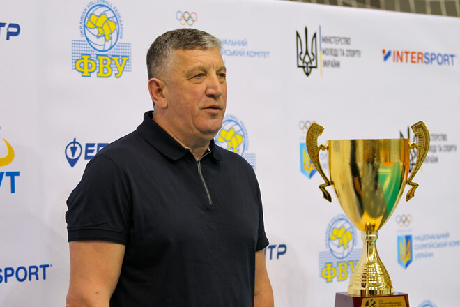 Почти единогласно. В Трускавце прошли выборы президента ФВУ