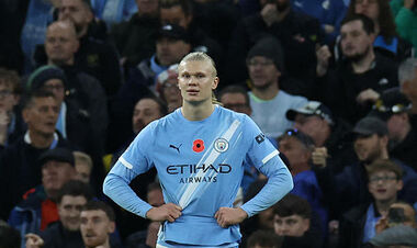 ВИДЕО. Головой в угол. Холанд исправился и отправил мяч в ворота Ливерпуля