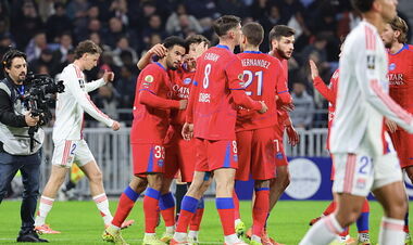 Ліон – ПСЖ – 2:3. Як зіграв Забарний? М'яч Невеша на 90+5-й. Відео голів