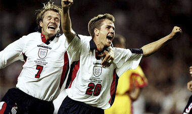 ФОТО. Легенда сборной Англии все еще обижен на Бекхэма. Спустя 27 лет