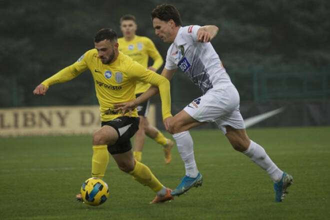 Убивчі стандарти та матусині палії. Полісся розбило Олександрію