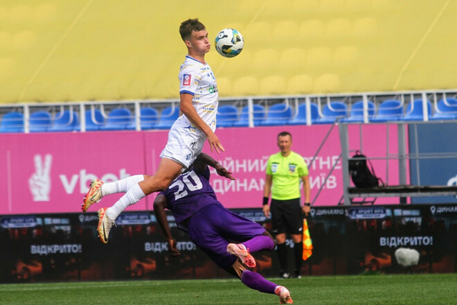 ВИДЕО. Был ли фол? Судья отменил пенальти в пользу Динамо