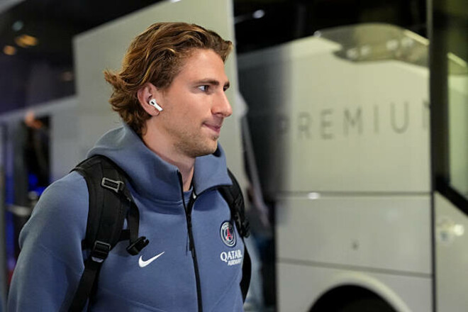 Энрике запросил у ПСЖ 3 трансфера для победы в ЛЧ. У Забарного проблемы?