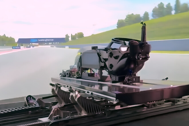 ВИДЕО. Пилот новой команды Формулы-1 испытал болид в симуляторе