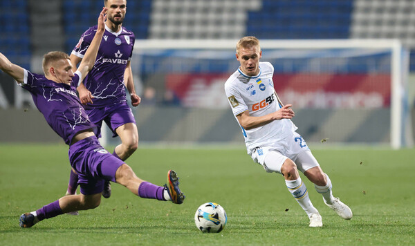 Бесчинство болельщиков Александрии, поражение Динамо, разгром от Шахтера