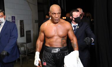 «Никто не захочет смотреть». Майк Тайсон оценил шансы Усика в его эпоху