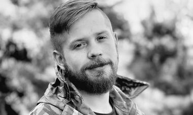 Склоним головы. Вместо хоккея стал воином и получил Звезду Героя. Посмертно