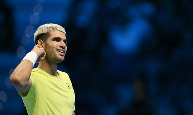 Камбек Карлоса. Алькарас в непростом матче дожал Фритца на ATP Finals 2025