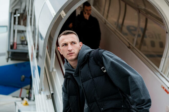 ВІДЕО. Збірна України розпочала навчально-тренувальний збір у Франції