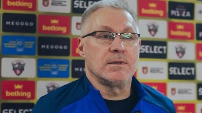 ОФИЦИАЛЬНО. Первая отставка сезона. Украинский клуб остался без тренера