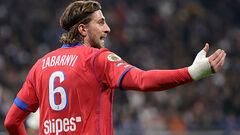 «Объясни сам, или...» Ультрас возмущены действиями Забарного и Сафонова